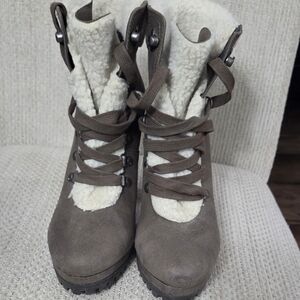 Womens chunky heel boot by ShoeDazzle